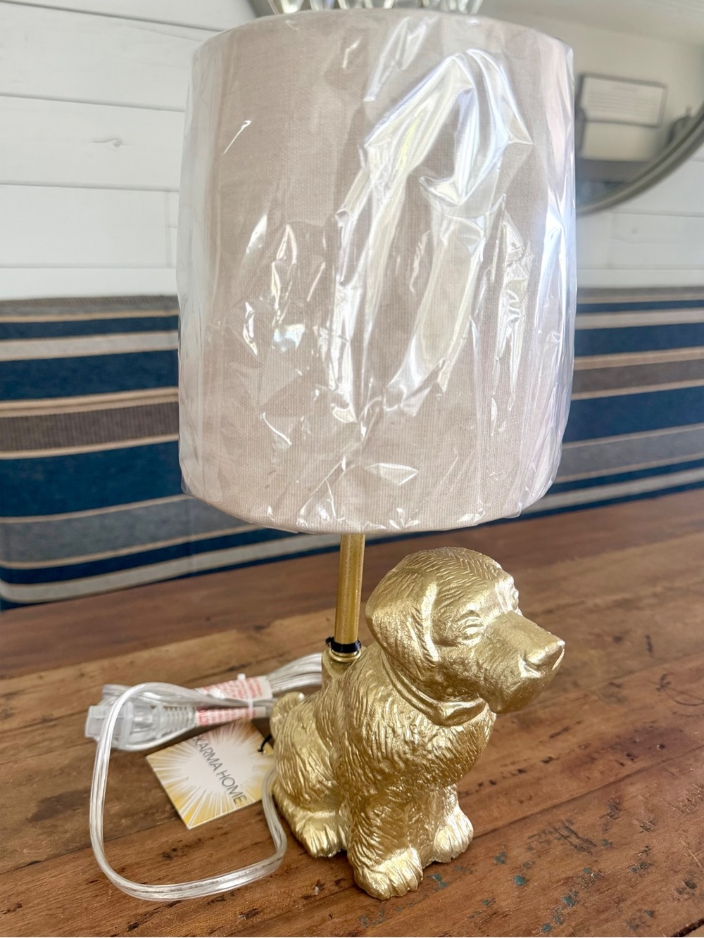 Golden Retriever Labrador Table Lamp Brushed Gold Tone Sitting Puppy Decor 13.5”